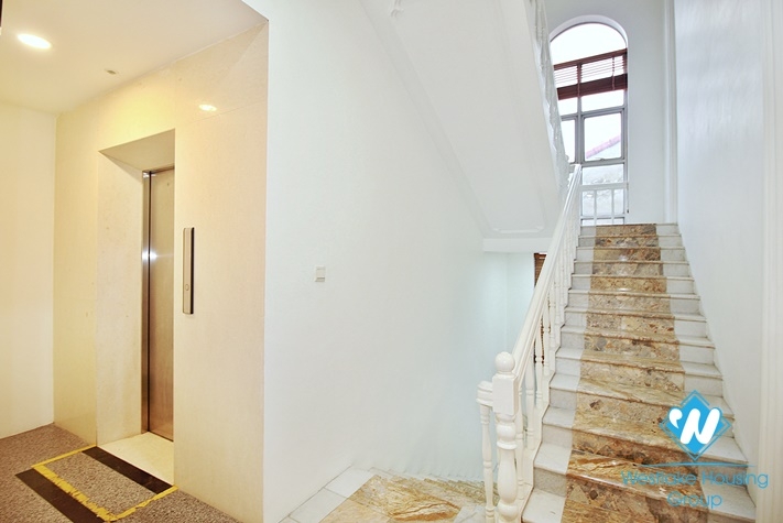 Spacious house with large courtyard for rent in Tay Ho area, Hanoi