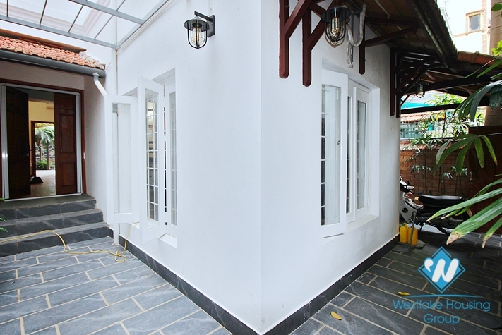 Ancient garden house for rent in Tay Ho district, Ha Noi