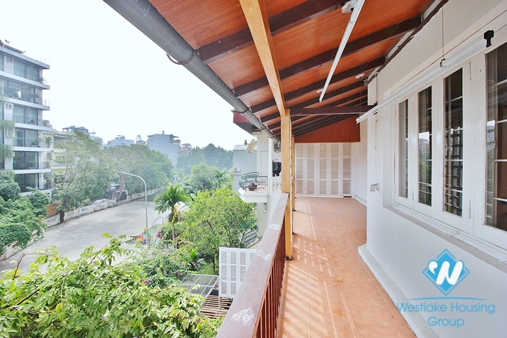 Ancient garden house for rent in Tay Ho district, Ha Noi