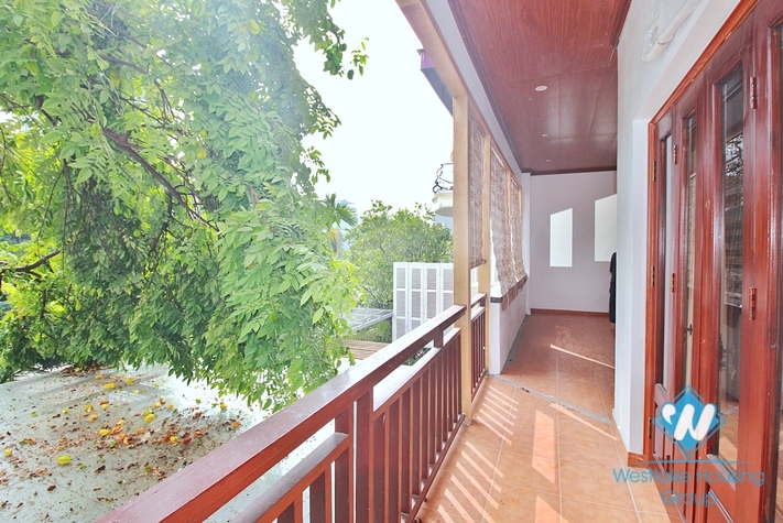 Ancient garden house for rent in Tay Ho district, Ha Noi