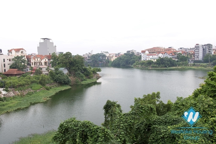 Lake view and lovely 1 bedroom apartment for rent in Tay Ho