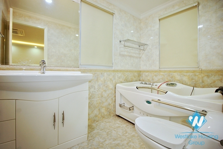 Fully serviced and spacious villa for rent in Tay Ho, Ha Noi