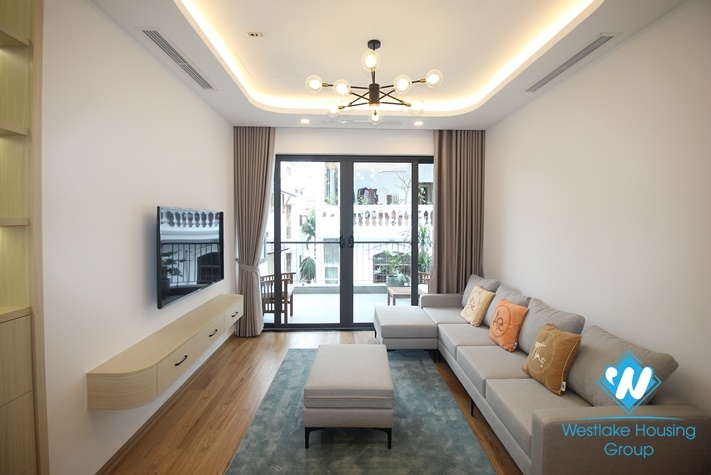 A brand new 2 bedrooms apartment for rent in Xuan Dieu, Tay Ho