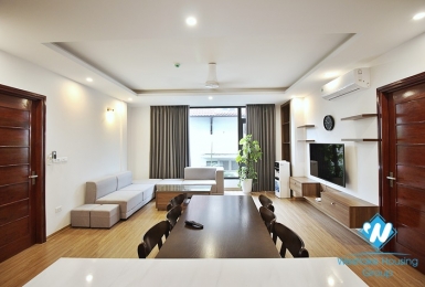 02 Bedrooms apartment for rent on Xuan Dieu st, Tay Ho District 
