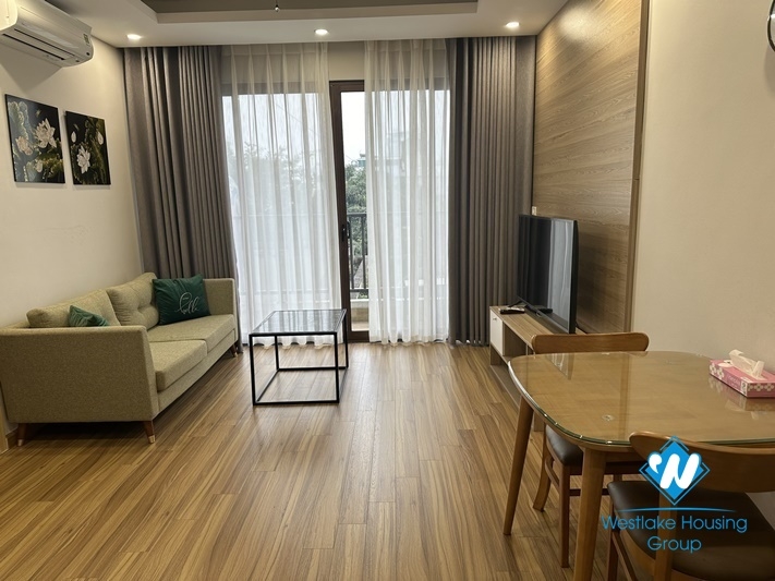 Brand new modern 1 bedroom located on Doi Can street, Ba Dinh