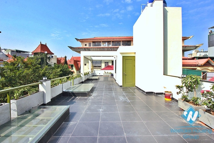 Brand new garden villa with outdoor pool for rent in Tay Ho, Ha Noi