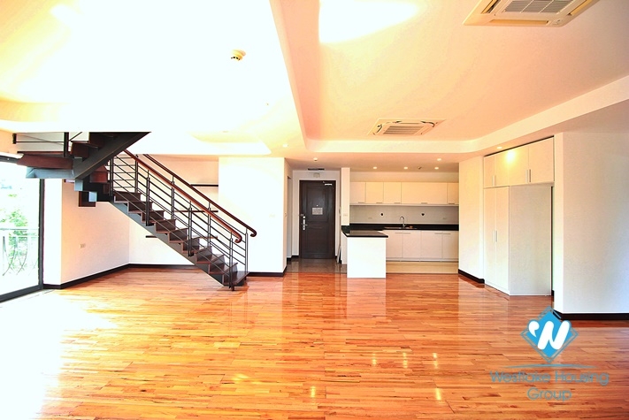 Brand new duplex 4 bedroom apartment for rent on Dang Thai Mai st, Tay  Ho district.