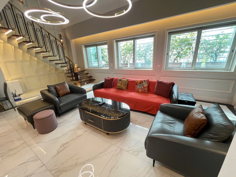 Cosy duplex apartment, big size with 4 bedrooms for rent in Ciputra, Tay Ho district, Ha Noi