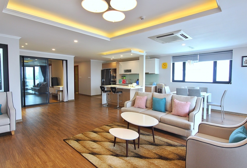 High-end apartment with lakeview in Tay Ho, Ha Noi for rent