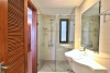 High-end apartment with lakeview in Tay Ho, Ha Noi for rent