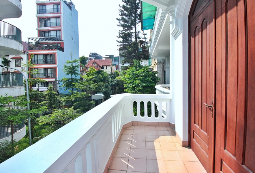 High ceiling French villa for rent in Tay Ho, Ha Noi