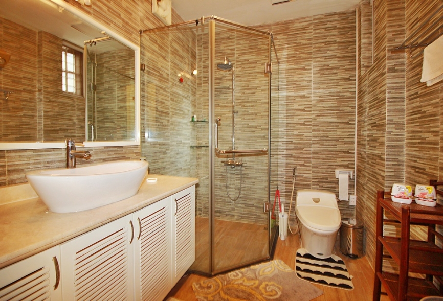 High ceiling French villa for rent in Tay Ho, Ha Noi