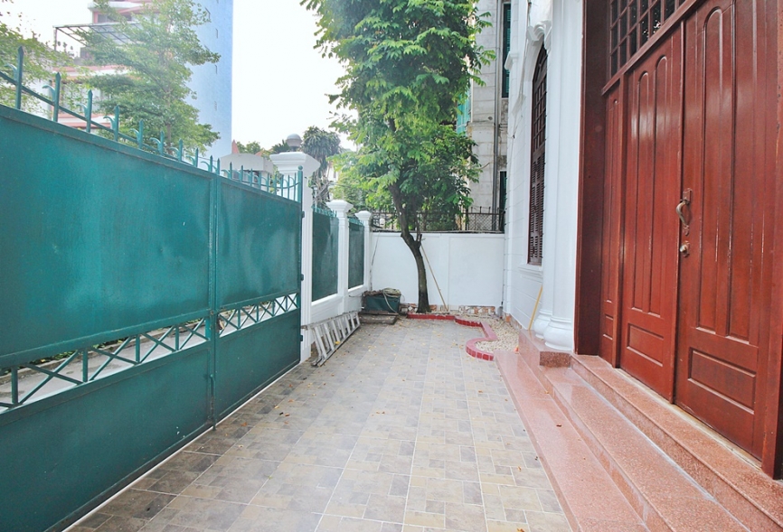 High ceiling French villa for rent in Tay Ho, Ha Noi