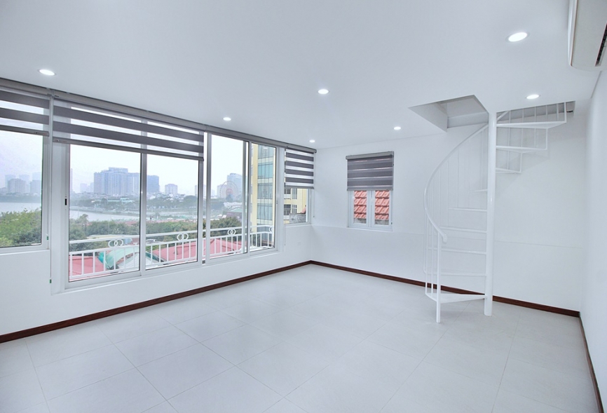 A spacious 5 bedroom house for rent in Tay ho, Hanoi