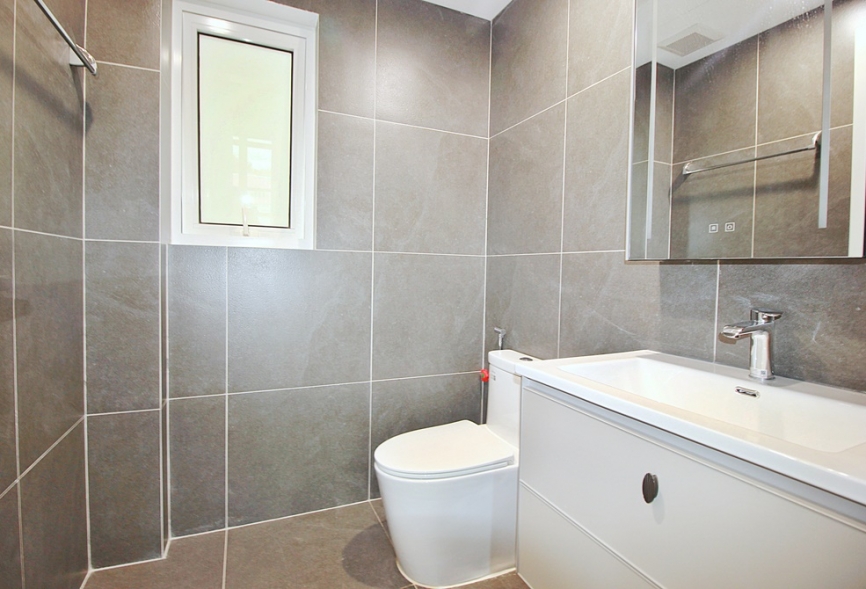 A spacious 5 bedroom house for rent in Tay ho, Hanoi