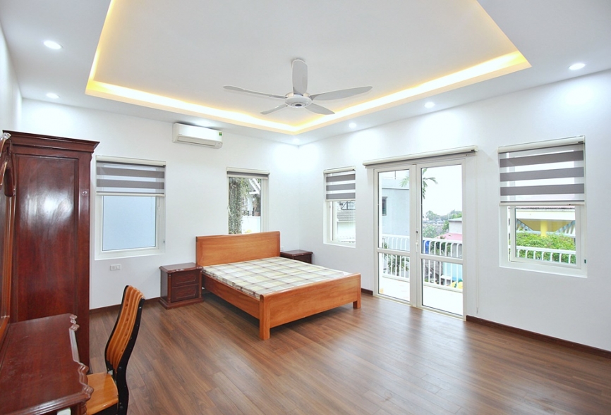 A spacious 5 bedroom house for rent in Tay ho, Hanoi