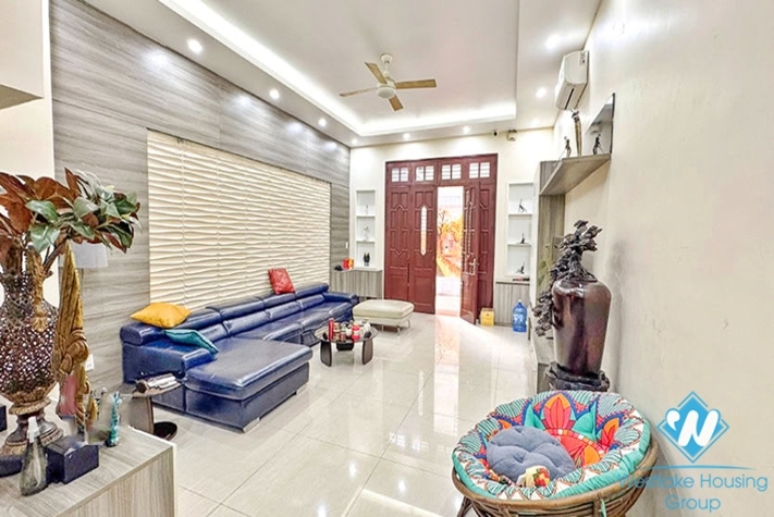 Morden and bright 4 bedrooms house for rent in Au Co st, Tay Ho, Ha Noi