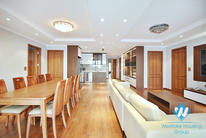 High floor and brand new 4 bedrooms apartment for rent in Tay Ho, Ha Noi