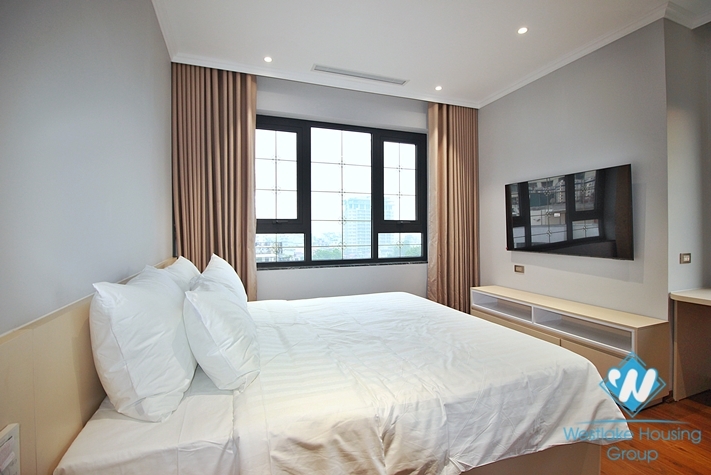  Bright and cozy 3 bedrooms apartment for rent in Tay Ho, Ha Noi