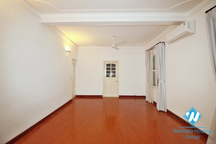 Outdoor-pool five bedrooms house for rent in Dang Thai Mai st, Tay Ho, Ha Noi