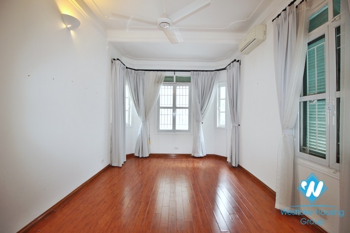 Outdoor-pool five bedrooms house for rent in Dang Thai Mai st, Tay Ho, Ha Noi