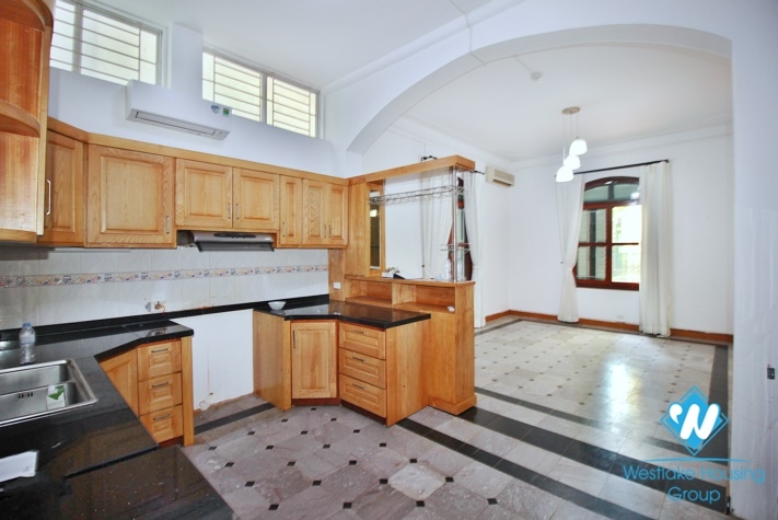 Outdoor-pool five bedrooms house for rent in Dang Thai Mai st, Tay Ho, Ha Noi