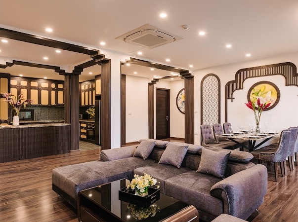A charming and spacious four bedrooms for rent in Xuan Dieu st, Tay Ho