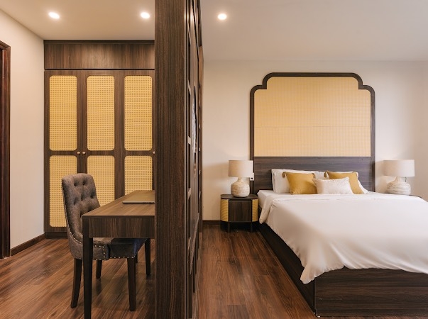 A charming and spacious four bedrooms for rent in Xuan Dieu st, Tay Ho