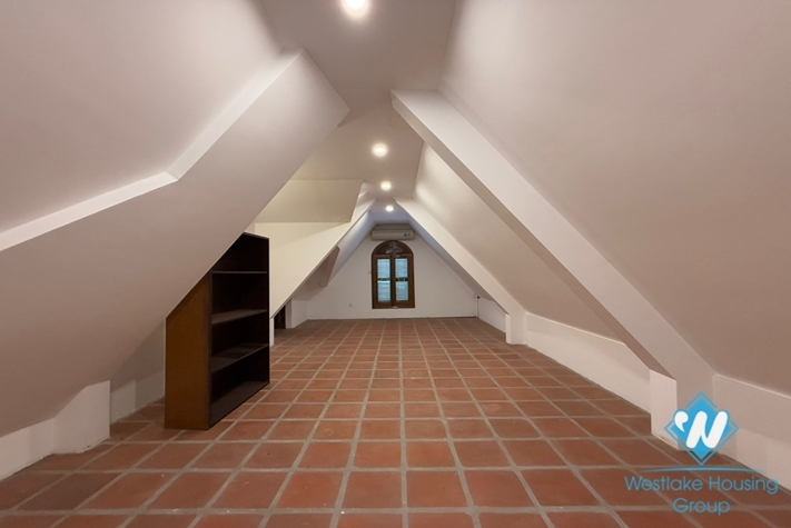 Spacious four bedrooms house with large yard for rent in Tay Ho ward, Ha Noi