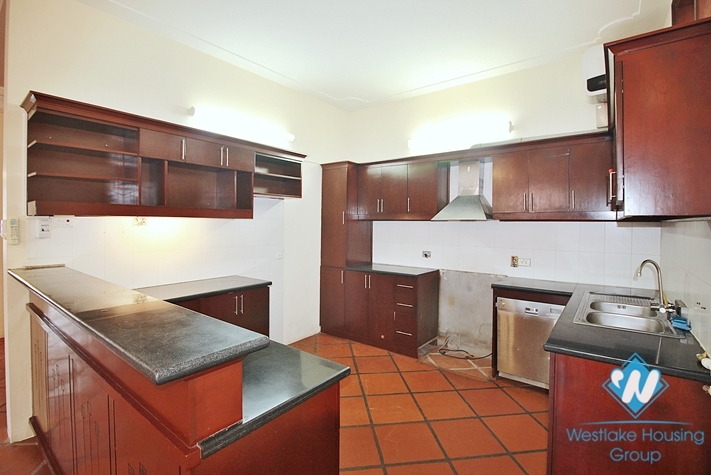 Gorgeous villa with swimming pool for rent in Tay Ho, Hanoi