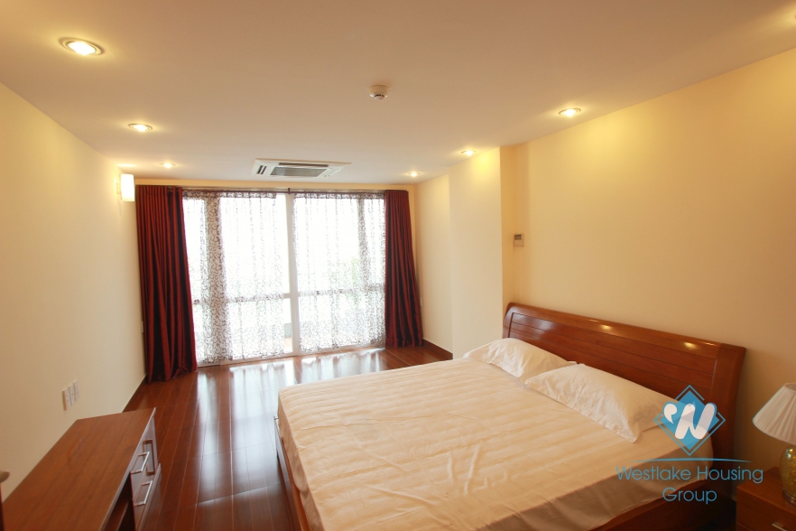 Beautiful apartment for rent in Xuan Dieu, Tay Ho, Hanoi