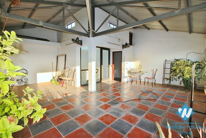 Unfurnished and new 4 bedrooms house for rent in Tay Ho, Ha Noi