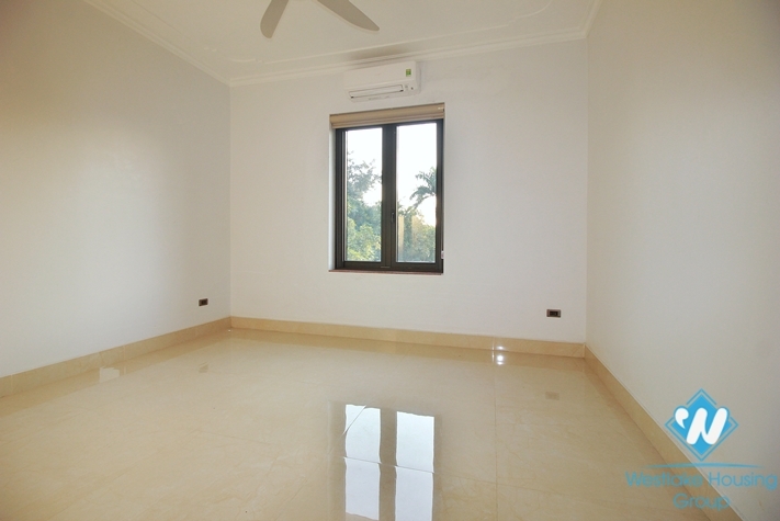 Unfurnished and new 4 bedrooms house for rent in Tay Ho, Ha Noi