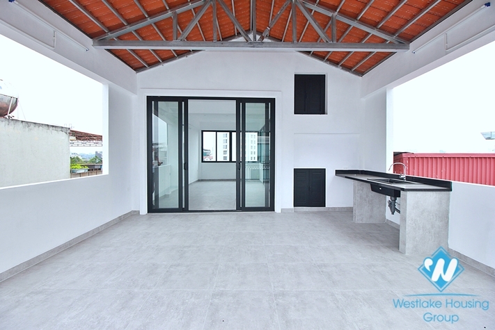 Renovated house for rent to make an office or restaurant in Tay Ho, Ha Noi