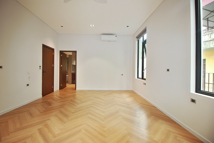 A big villa with garden and swimming pool for rent in Tay ho, Hanoi