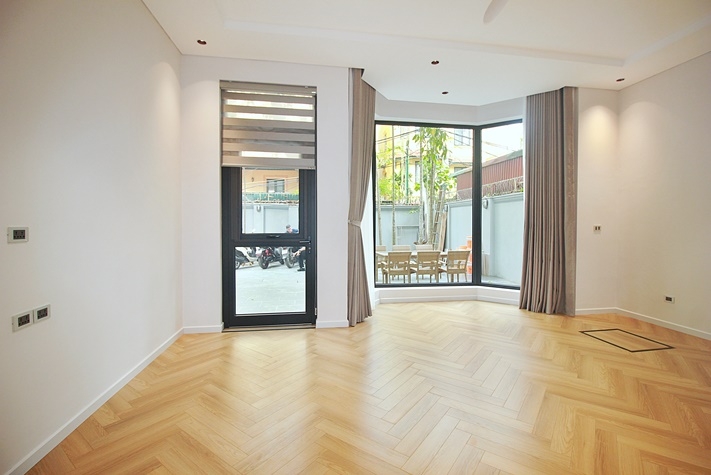 A big villa with garden and swimming pool for rent in Tay ho, Hanoi