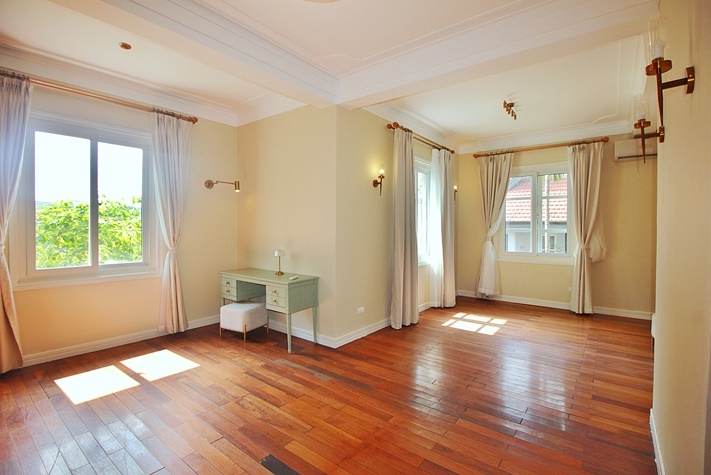 Newly renovated villa for rent in Tay Ho, Ha Noi