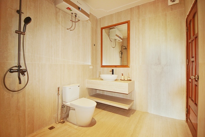 Newly renovated villa for rent in Tay Ho, Ha Noi