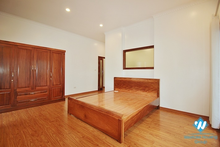 Brand new house with 5 bedrooms for rent in Dang Thai mai st, Tay Ho area