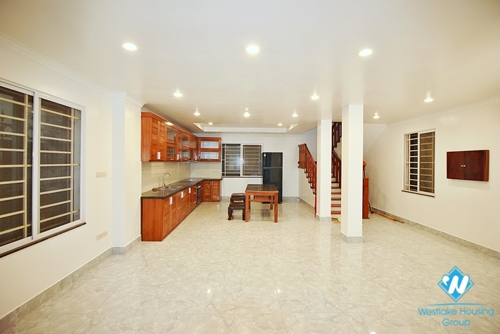 Brand new house with 5 bedrooms for rent in Dang Thai mai st, Tay Ho area