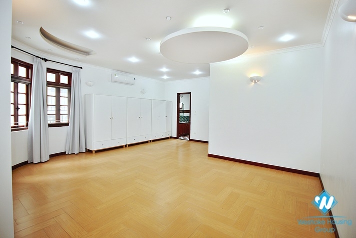 Spacious villa with swimming pool for rent in To ngoc van, Tay ho