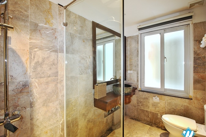 Lake view duplex 4 beds apartment for lease in Quang Khanh st, Tay Ho