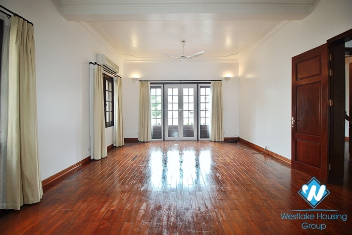 Five bedrooms with out-door pool for rent in Tay Ho, Ha Noi