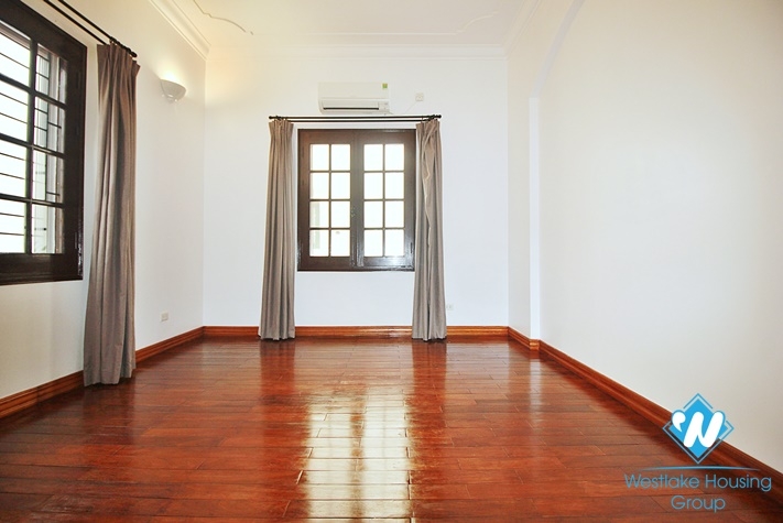 Five bedrooms with out-door pool for rent in Tay Ho, Ha Noi