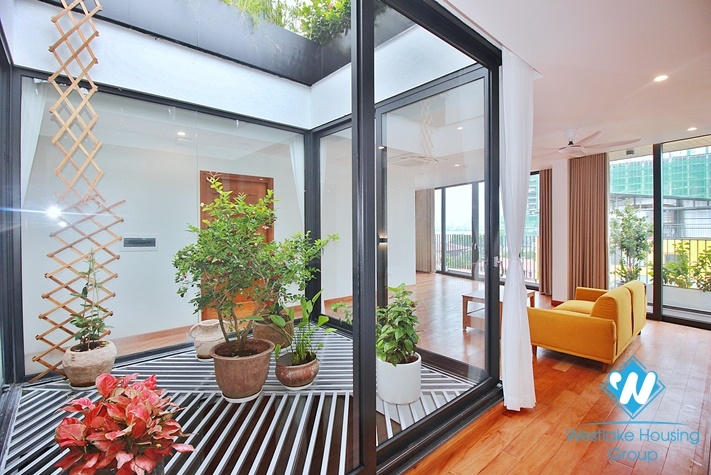 Lake view and new penhouse with four bedrooms for rent in Tay Ho, Ha Noi