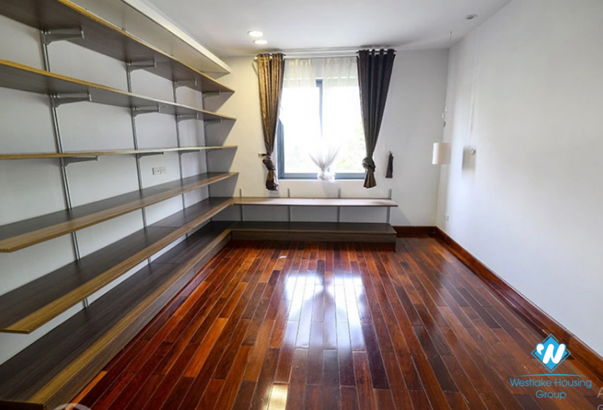 Nice house with nice garden for rent in Ciputra, Tay Ho, Ha Noi