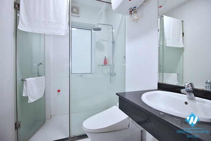 Lake view-House for rent in Tay Ho area
