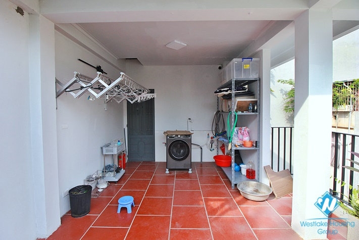 A nice and affordable house for rent in Tay Ho, Ha Noi