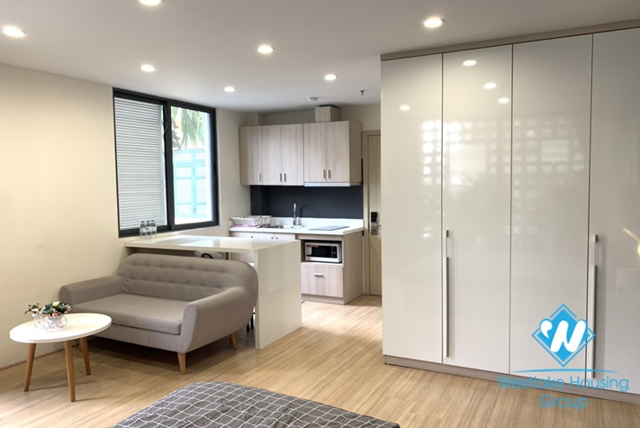 Nice studio for rent in Ong Ich Khiem st, Ba Dinh district .