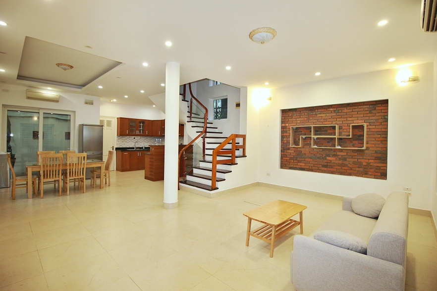 Beautiful house, fully furnished for rent on Tay Ho Street